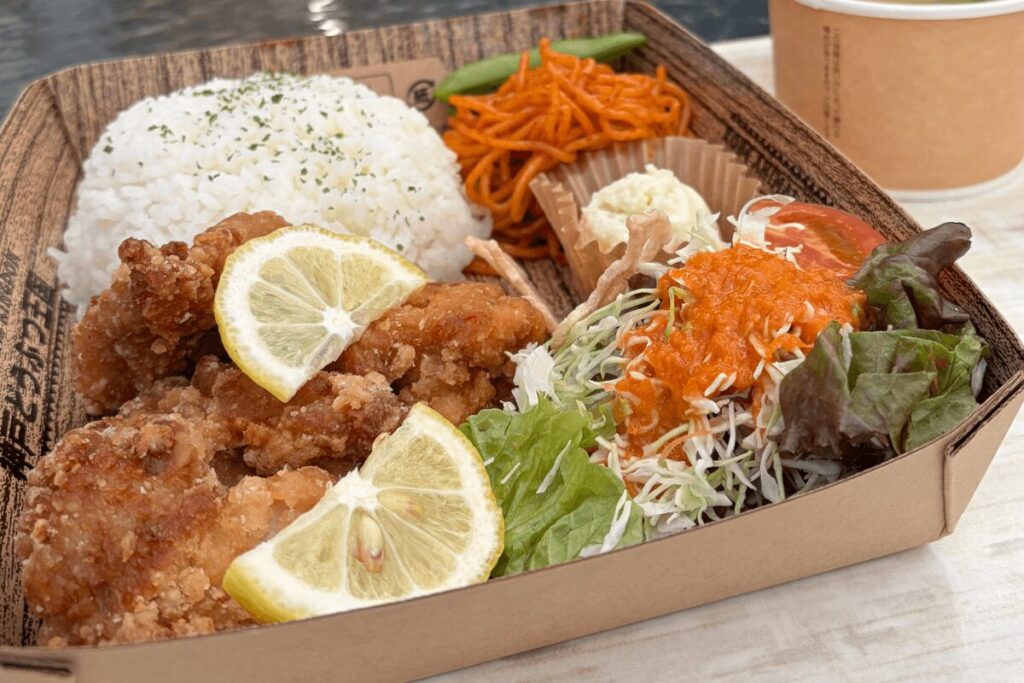 あごだし風味のからあげ