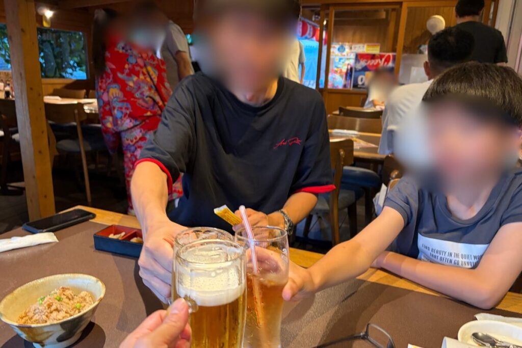 無料送迎があるので乾杯できたぱいかじ恩納本店での夕食